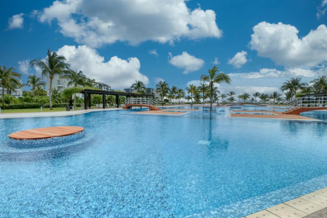Casa Altamar Penthouse Oceanfront 123 Norte @ Mareazul Beachfront